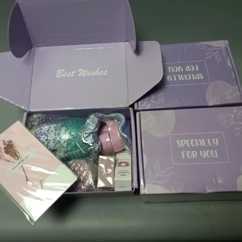 LOT OF 3 LAVENDER GIFT SETS
