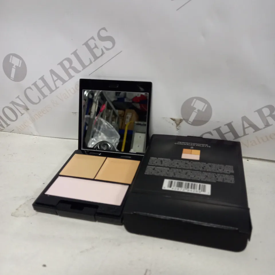 SURRATT PERFECTIONNISTE CONCEALER PALETTE 2 LIGHT PEACH/WARM PEACH/VIOLET POWDER