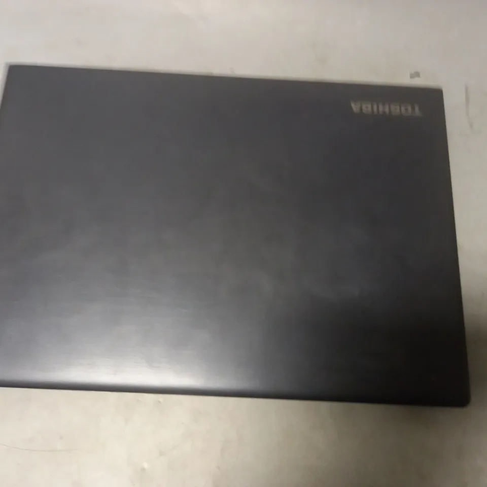 TOSHIBA PORTEGE X30-D CORE I7 7TH GEN LAPTOP