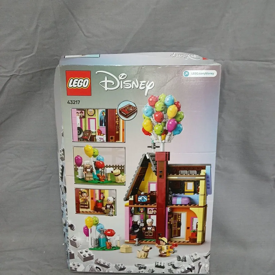 BOXED LEGO DISNEY PIXAR ‘UP’ HOUSE 43217