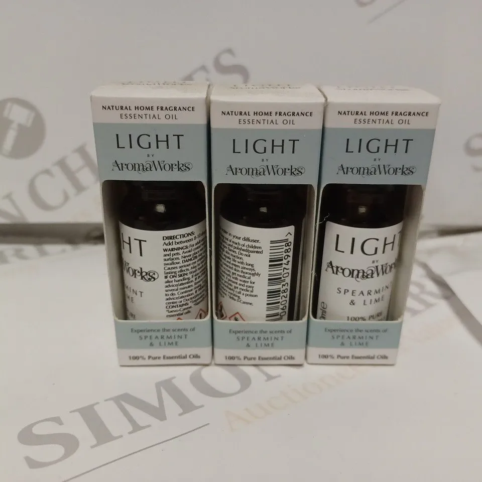 LOT OF 10 AROMAWORKS LIGHT ESSENTIAL OIL - SPEARMINT AND LIME