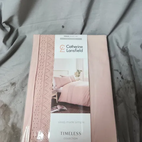 CATHERINE LANSFIELD SINGLE DUVET SET – TIMELESS COLLECTION, PINK