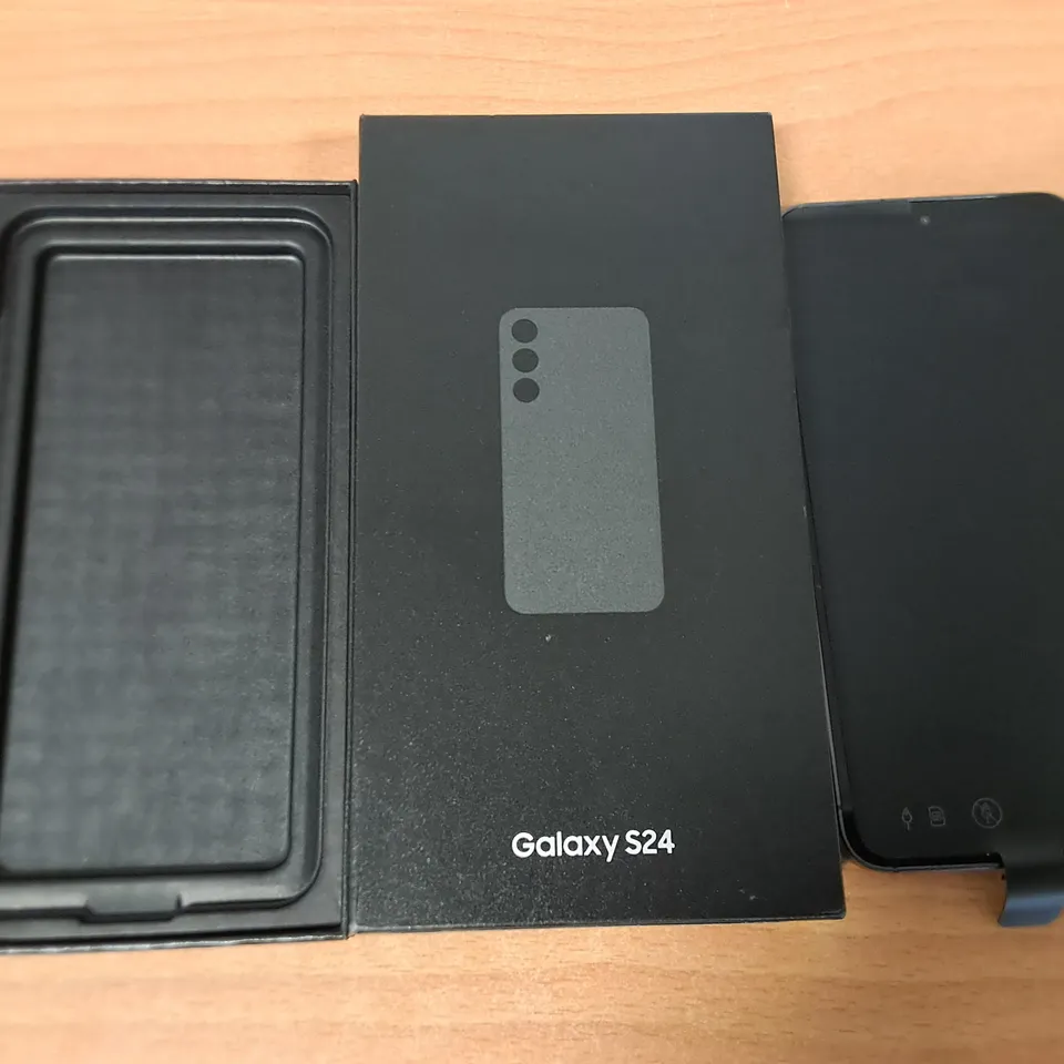 BOXED SAMSUNG GALAXY S24 8GB/128GB IN ONYX BLACK - SM-S921B