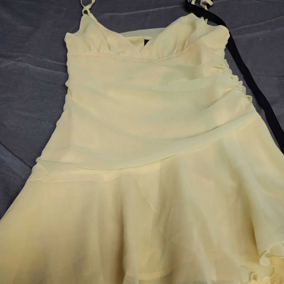 WHITE FOX BOUTIQUE I PICKED YOU MINI DRESS – LEMON, UK SIZE M