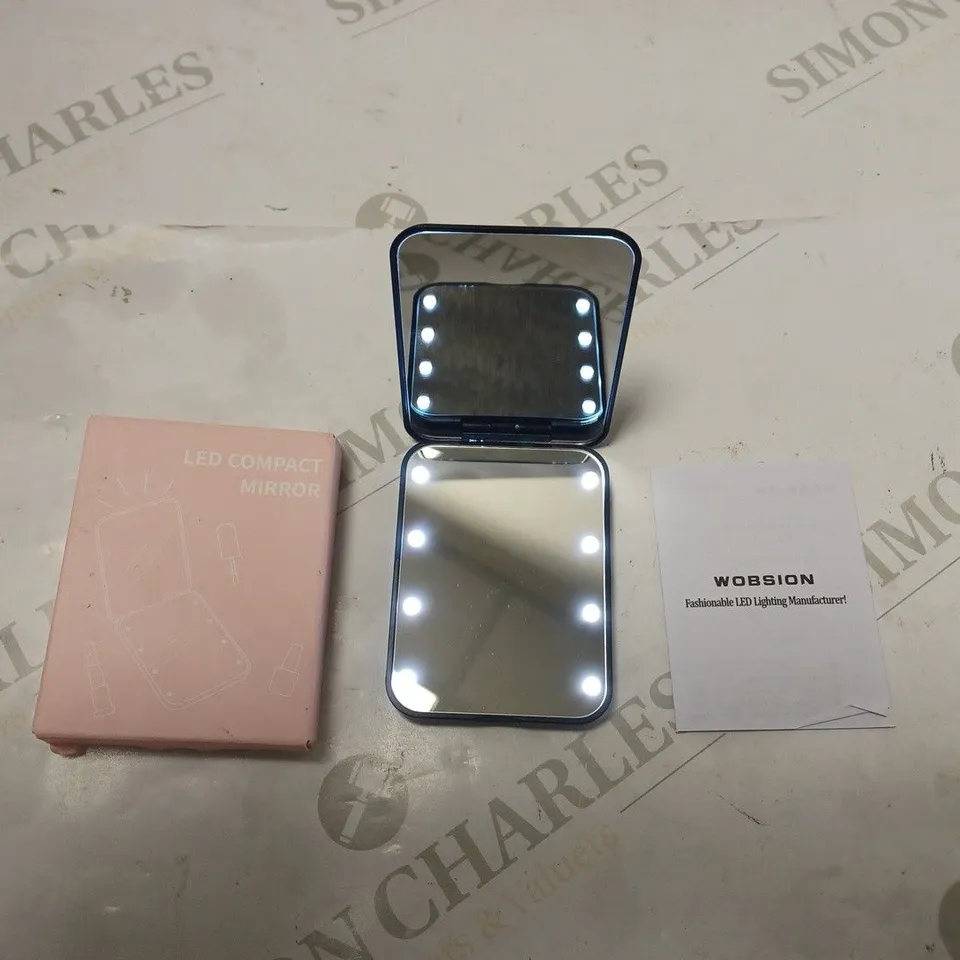 BOXED LED COMPACT MIRROR WITH INSTRUCTIONS