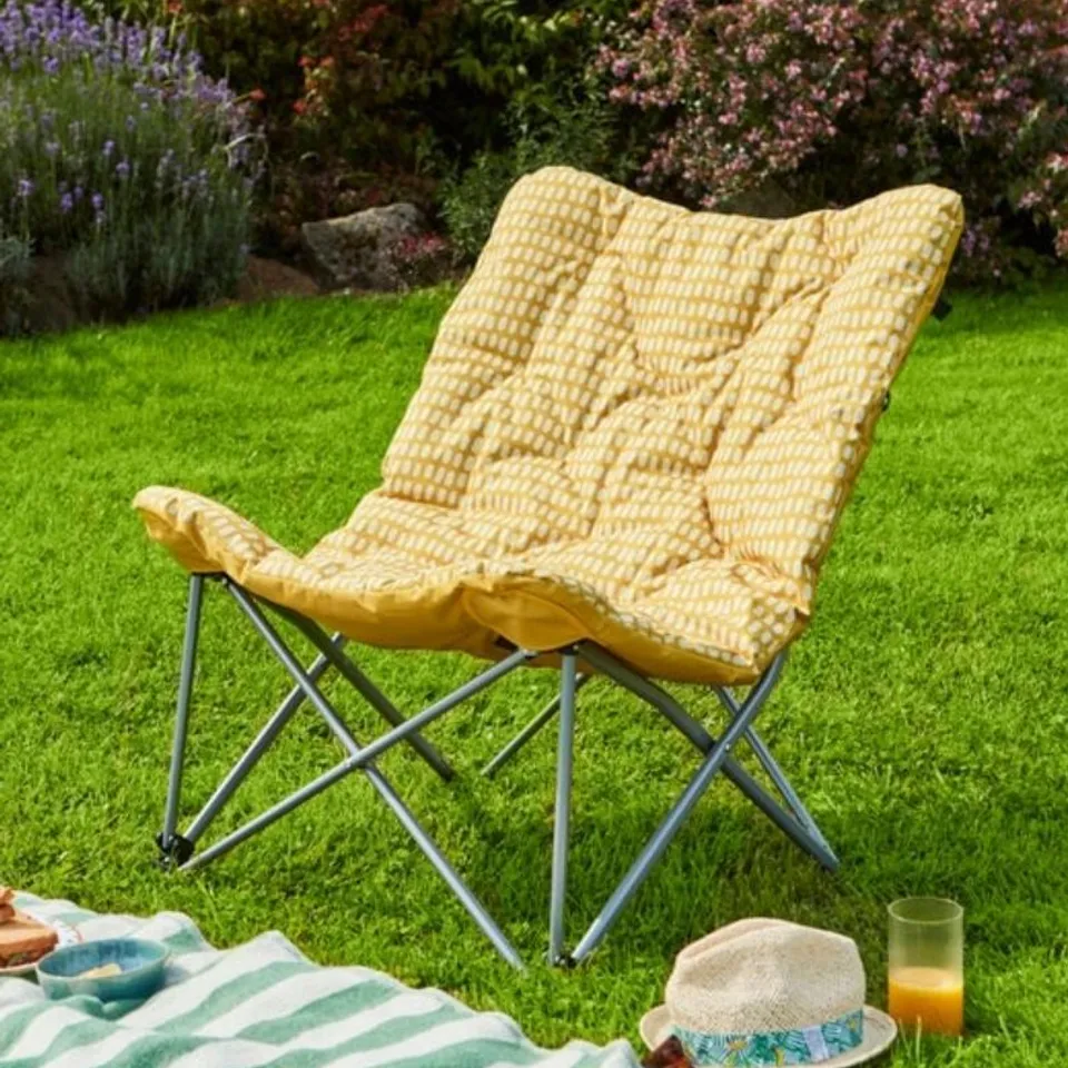 BAGGED PADDED YELLOW OCHRE CAMPING CHAIR