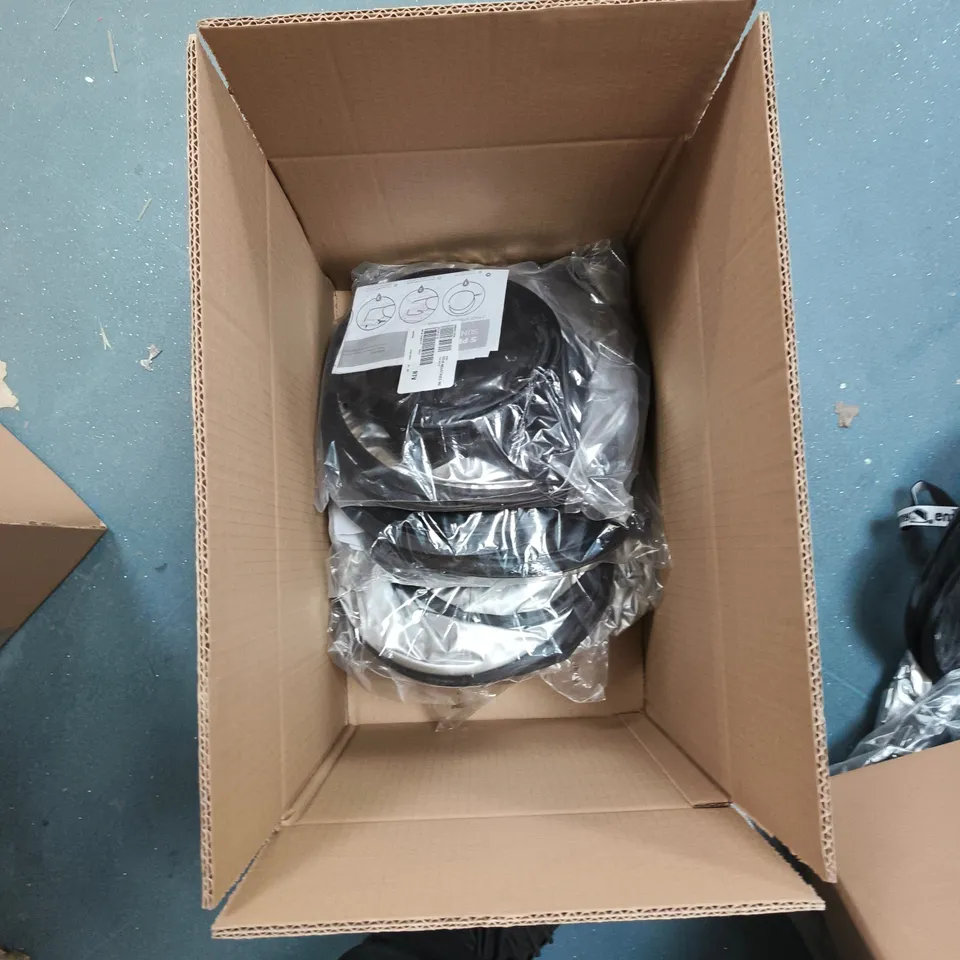 BOX OF APPROXIMATELY 5 SOLAR GUARDS (SILVER)