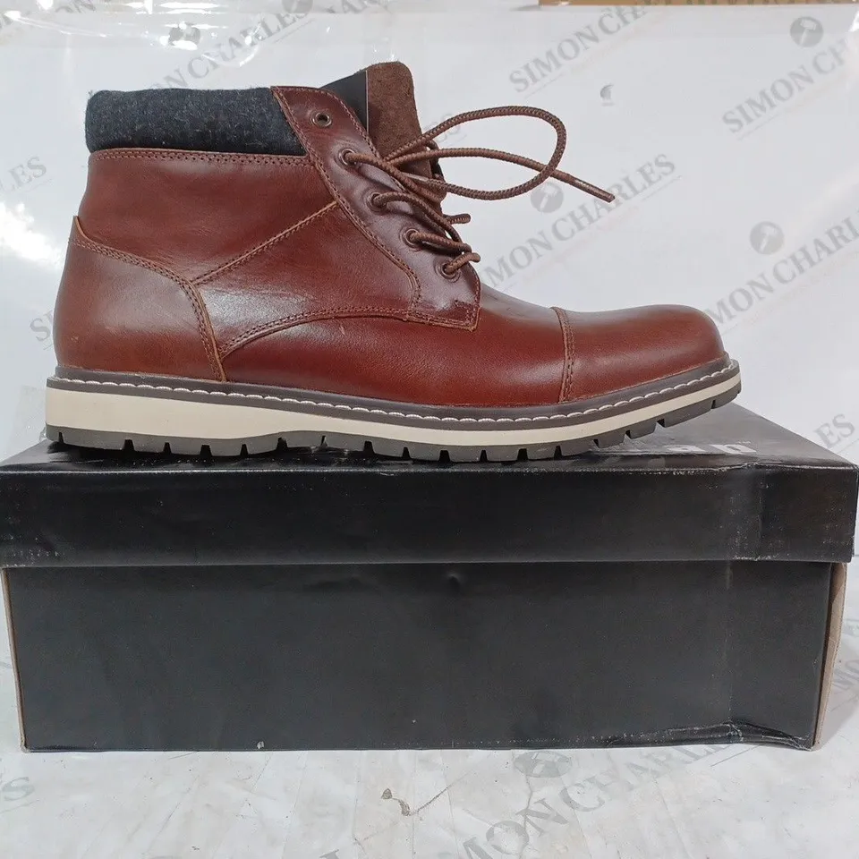 BOXED PAIR OF FIRETRAP AUBIN SHOES IN CAMEL COLOUR UK SIZE 11