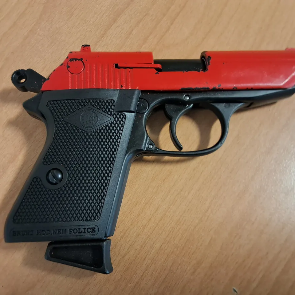 BRUNI MOD NEW POLICE 8MM BLANK FIRING PISTOL