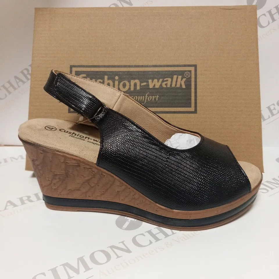 BOXED CUSHION WALK HEELED SLIP ON SANDALS - SIZE 4
