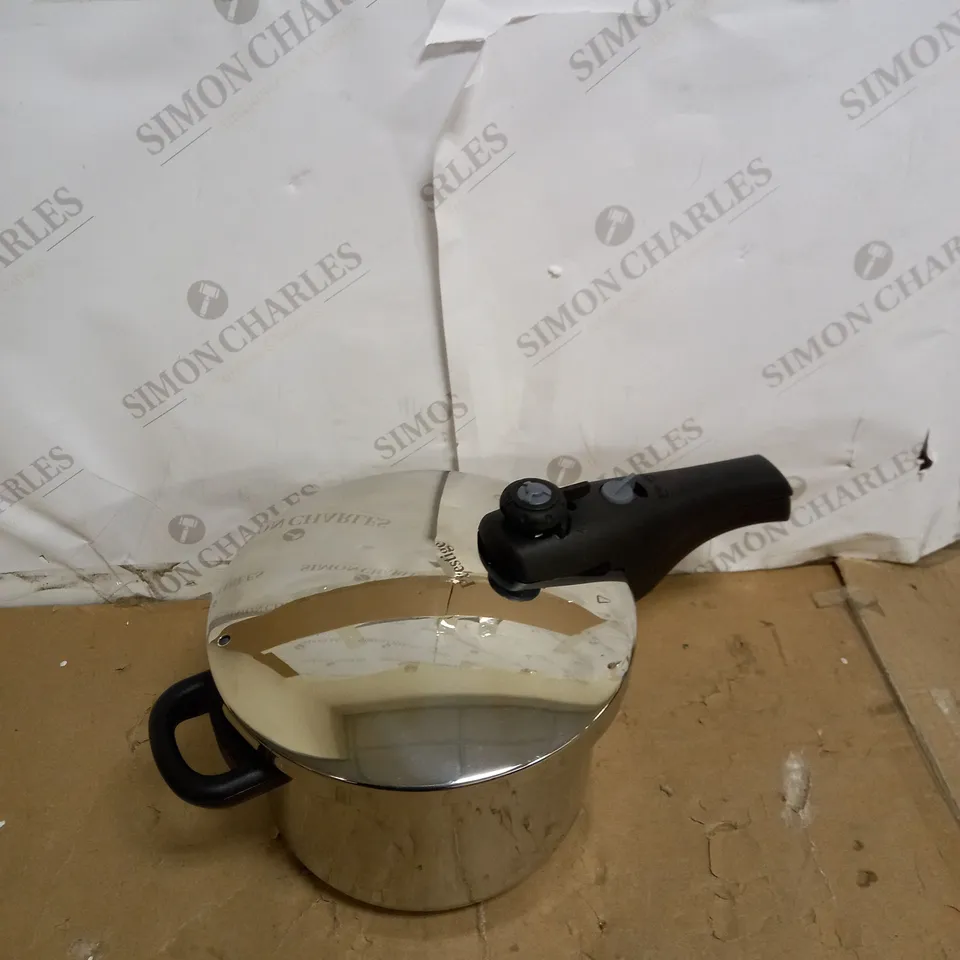 PRESTIGE SMART PLUS PRESSURE COOKER