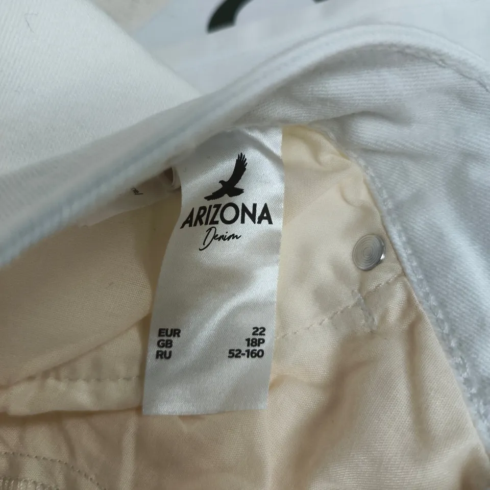 ARIZONA DENIM WHITE JEANS, UK 18P (EU 22)
