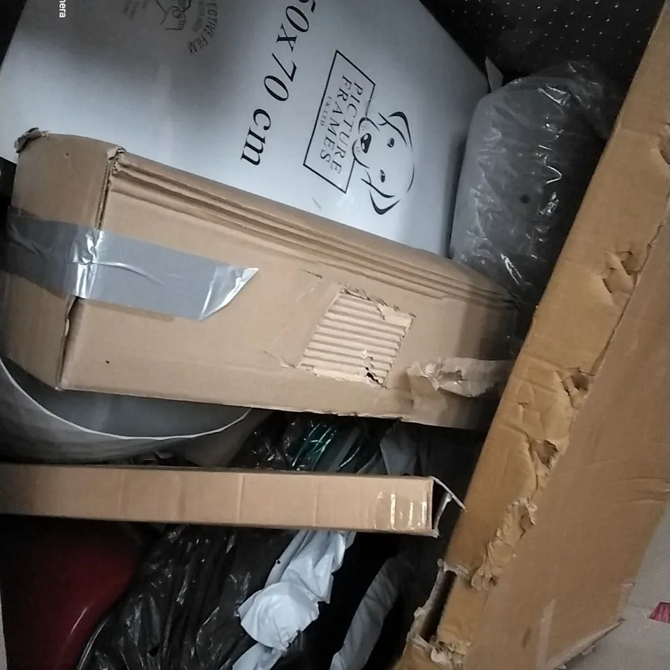 PALLET OF ASSORTED HOUSEHOLD ITEMS TO INCLUDE BAMBOO CUTLERY IRGANISED, AIR FRYER AND BOXED TOILET SEAT