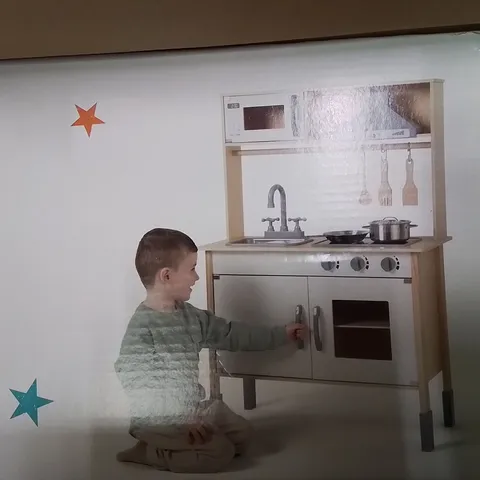 BOXED CHILDREN'S MEGA WOODME KITCHEN 