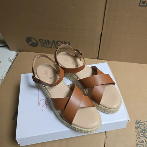 BEN DI LISI  WOMEN'S TAN LEATHER ESPADRILLE WEDGE SANDALS – UK 6