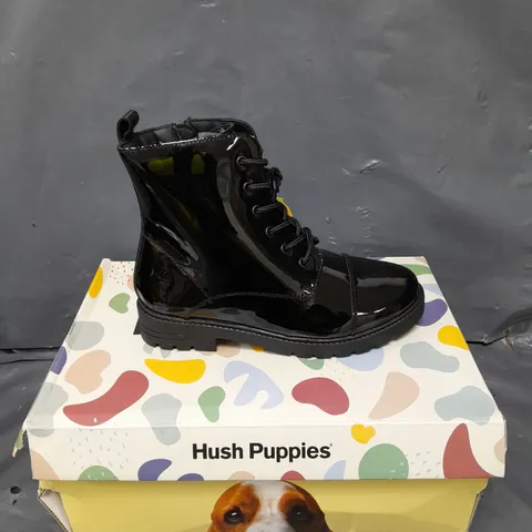 BOXED PAIR OF HUSH PUPPIES CHILDRENS LAUREN PATENT BOOTS - 3