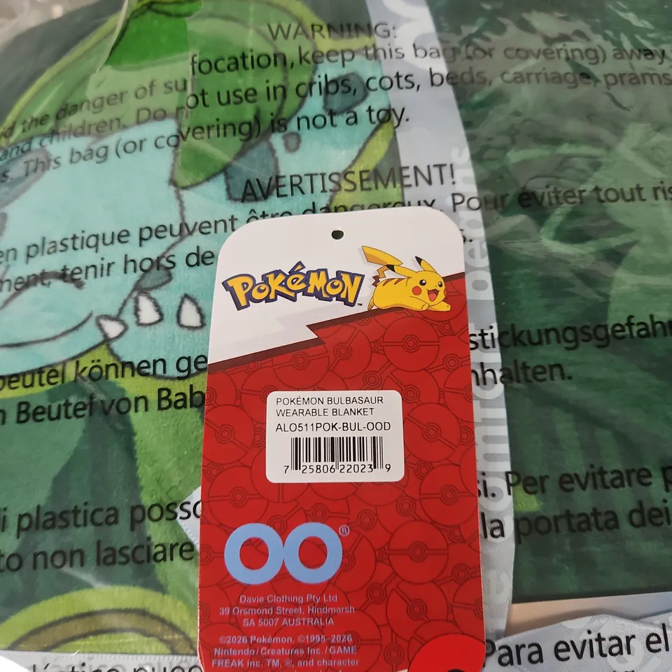 POKÉMON BULBASAUR WEARABLE BLANKET – ONE SIZE FITS MOST