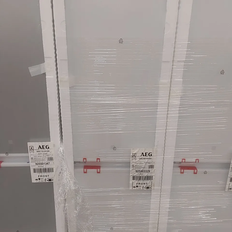 AEG OSC5S181ES LOW FROST INTEGRATED FRIDGE FREEZER, SLIDING HINGE, 70/30 RRP £500