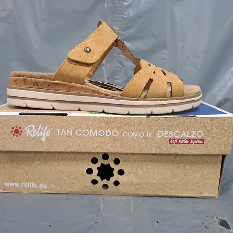 BOXED PAIR OF RELIFE SANDALS IN TAN SIZE EU 41