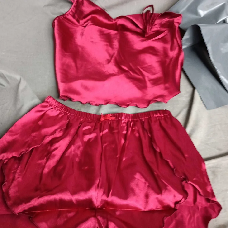 WOMEN'S SATIN CAMISOLE TOP & SHORTS SET – PINK M