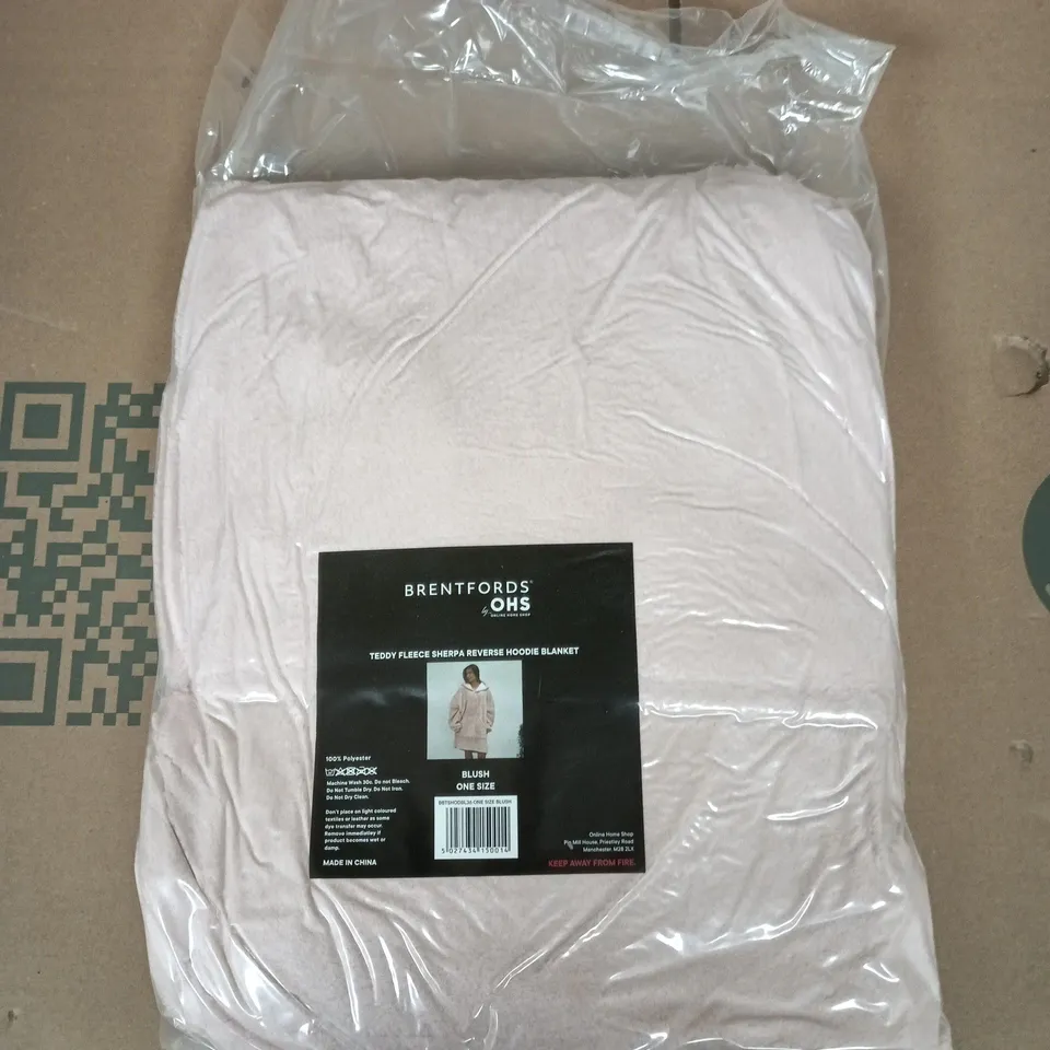 BRENTFORDS BY OHS TEDDY FLEECE SHERPA REVERSE HOODIE BLANKET – BLUSH, ONE SIZE