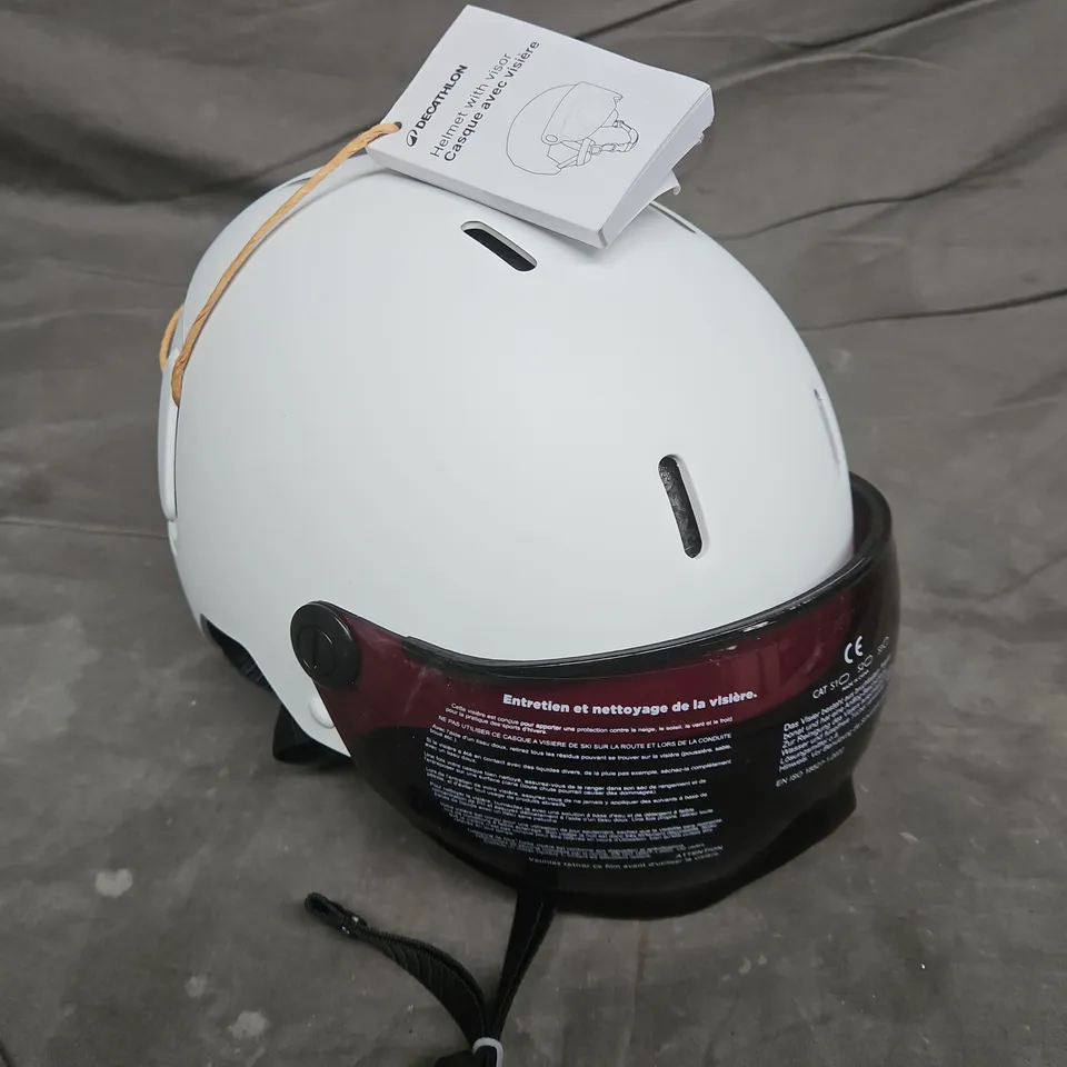 White ski helmet with integrated visor – size S (53-57 cm)