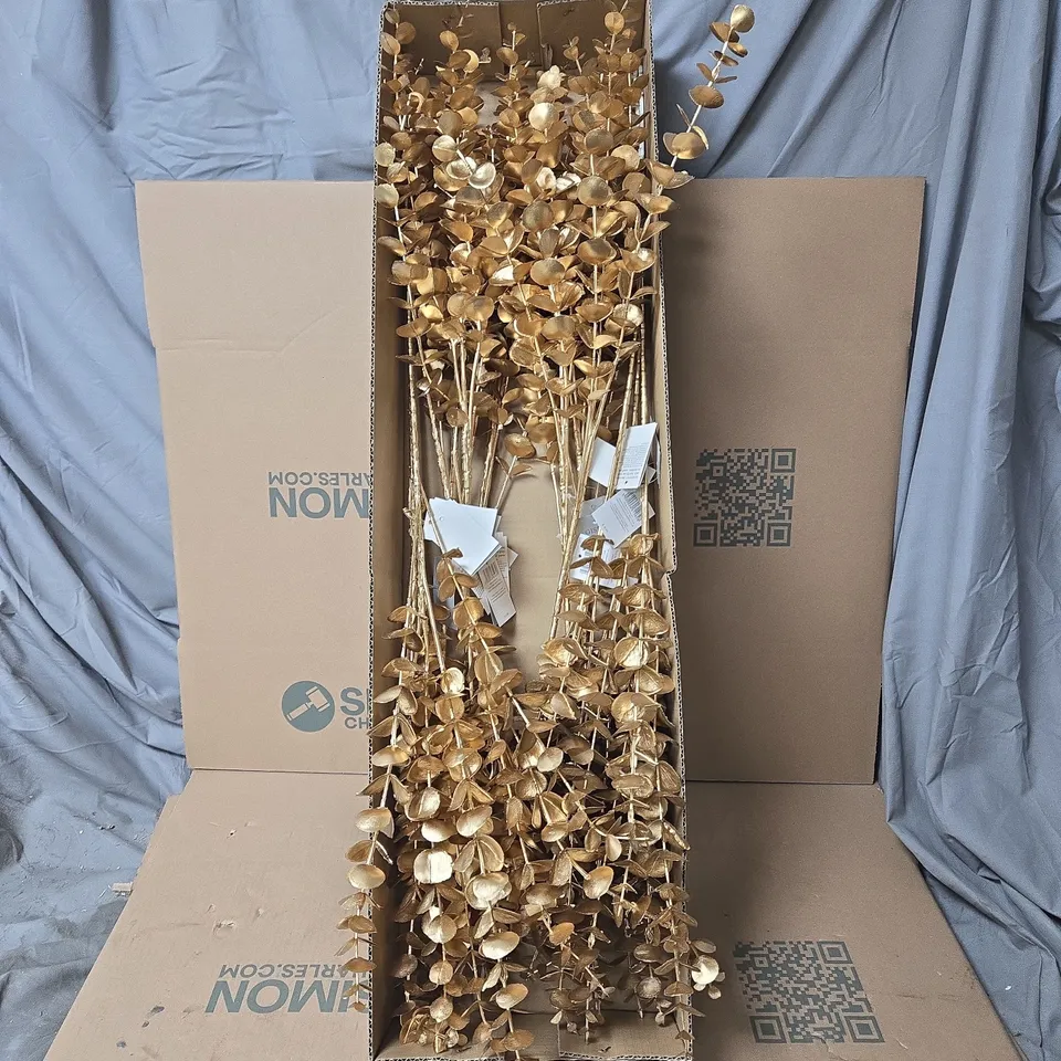 BOX OF APPROXIMATELY 11 X GISELA GRAHAM GOLD FLOWER DECORATIONS 