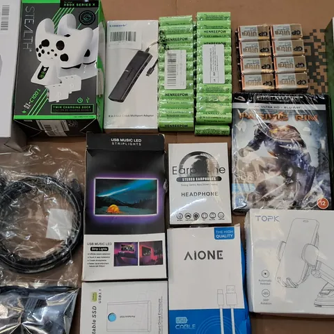 LARGE QUANTITY OF ASSORTED ITEMS TO INCLUDE VARIOUS BATTERIES, TWIN CHARGING DOCK AND CABLES