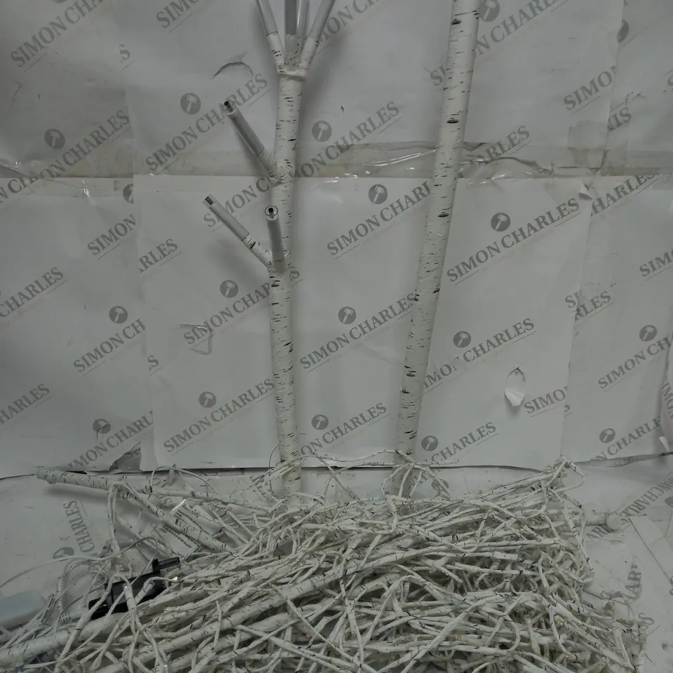 BOXED SANTA'S BEST 7FT PRE-LIT INDOOR OUTDOOR WILLOW TREE
