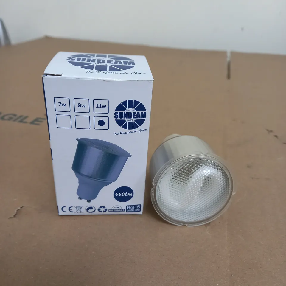 APPROXIMATELY 50 SUNBEAM 11W 3000K WARMWHITE LOW ENERGY COMPACT REFLECTOR LAMP BULBS
