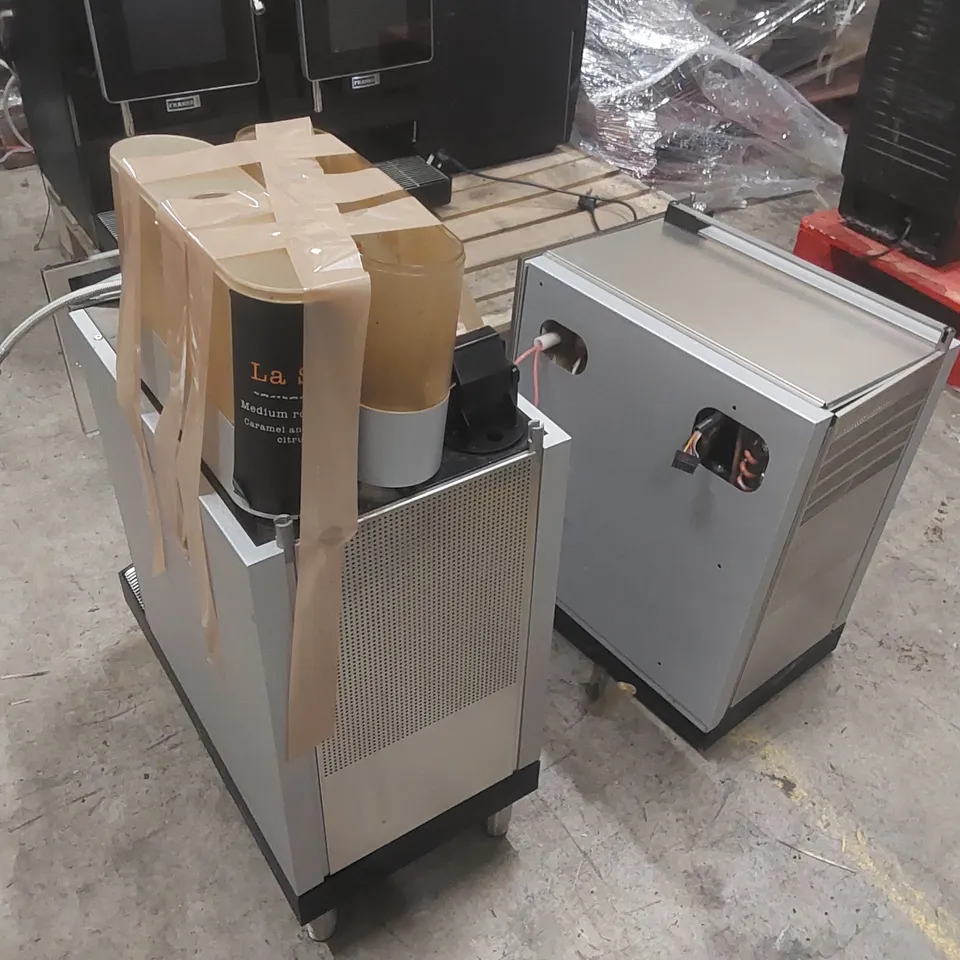 FRANKE COMMERCIAL COFFEE MACHINE WITH MILK CHILLER