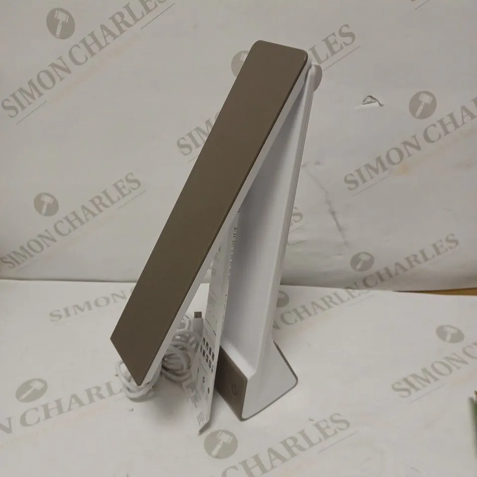 PURELITE CFPL21 HANDY RECHARGEABLE LED LAMP