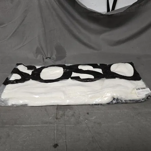 ASOS DESIGN KNITTED OVERSIZED JUMPER IN EYELASH YARN – CREAM, UK 6 (XS)