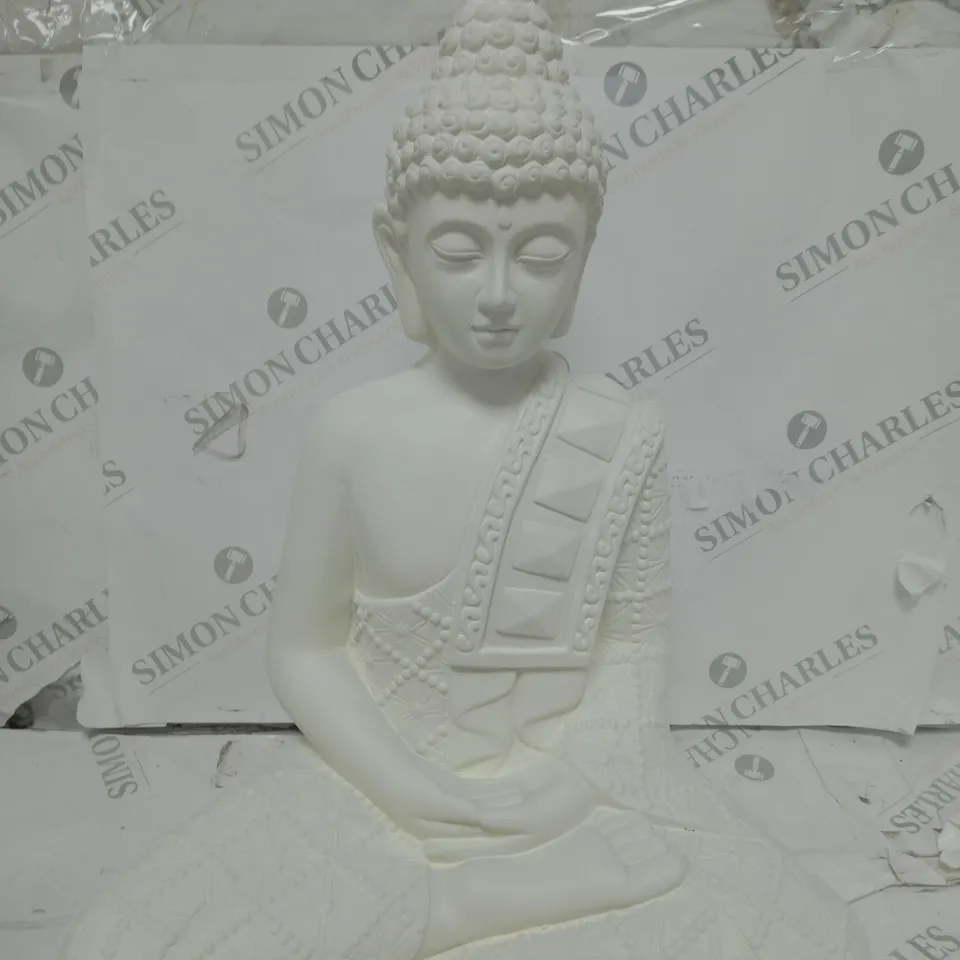 KELLY HOPPEN INDOOR OUTDOOR LARGE BUDDHA STATUE - WHITE