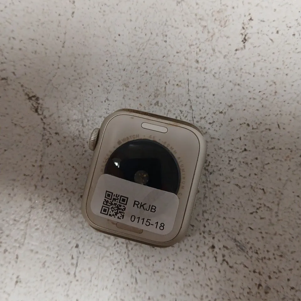 APPLE WATCH SE 2 40MM GPS ALUMINIUM STARLIGHT