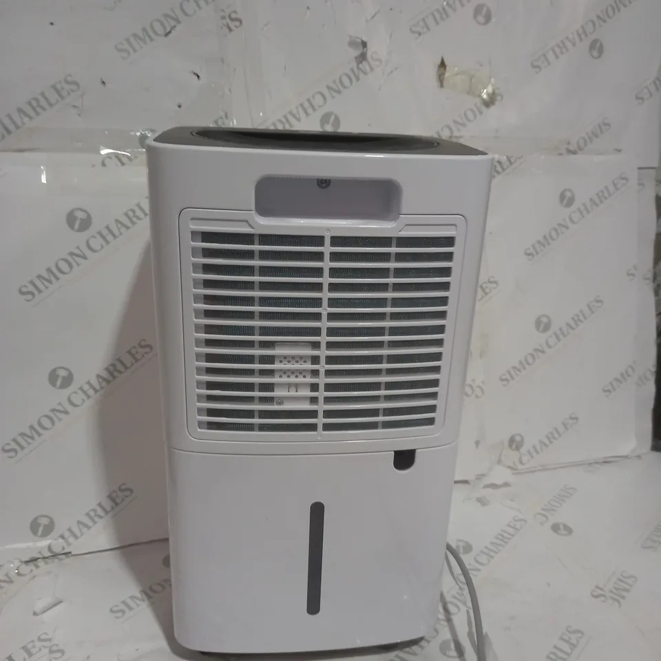 OUTLET 12L DEHUMIDIFIER WITH 2L WATER TANK AND TIMER