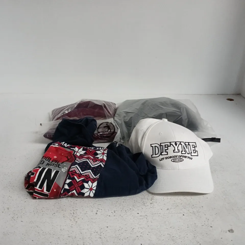 BOX OF APPROXIMATELY 25 ASSORTED CLOTHING ITEMS TO INCLUDE CAP, FUNNY CHRISTMAS T SHIRT, PURPLE DRESS ETC