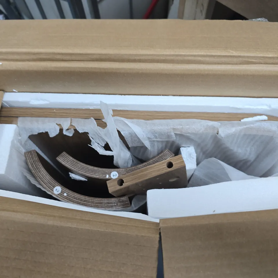 BOXED UNBRANDED BOX FURNITURE 