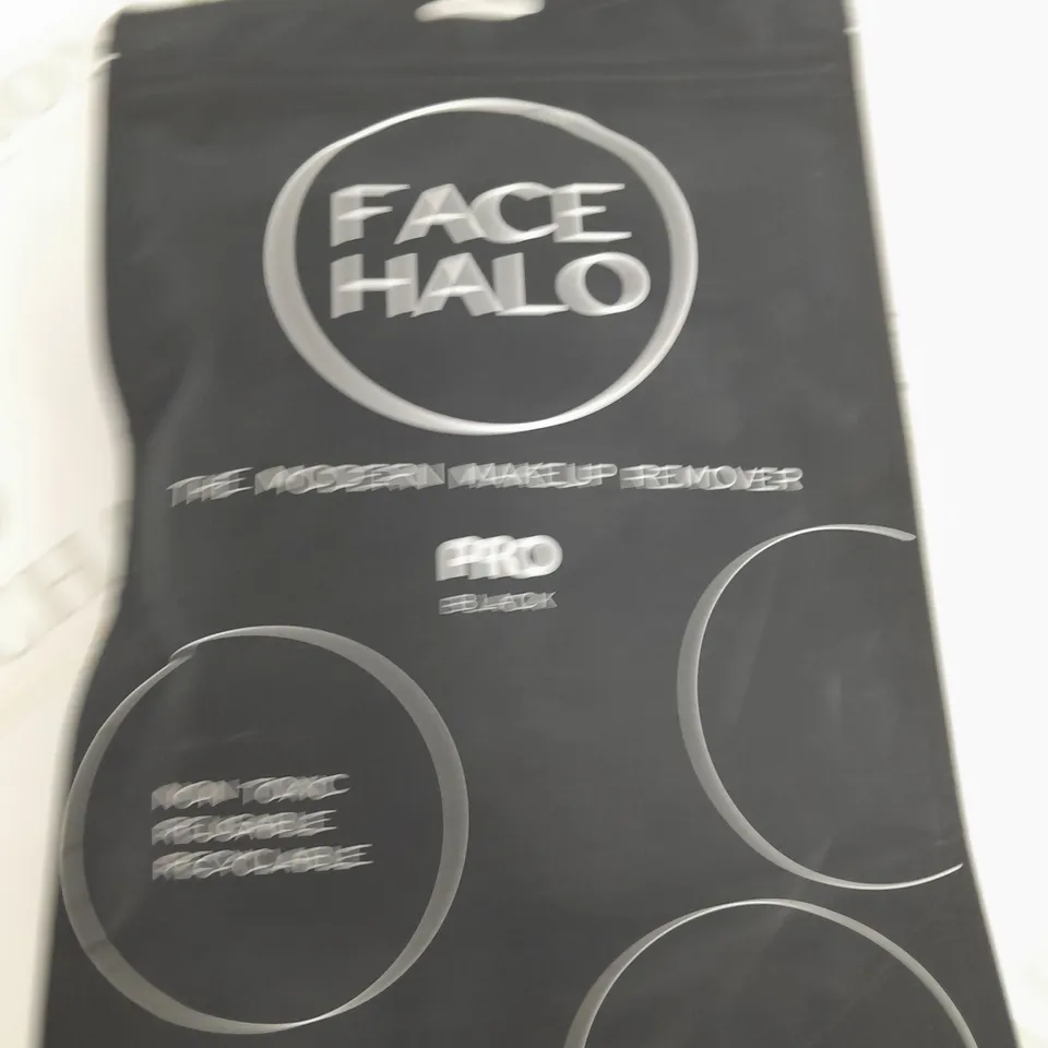 FACE HALO PRO MODERN MAKEUP REMOVER 3-PACK IN BLACK