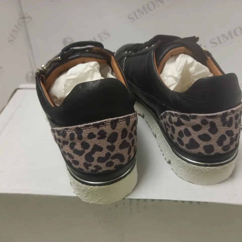 BOXED MODA TRAINER LEOPARD PRINT BLACK LEATHER - SIZE 4