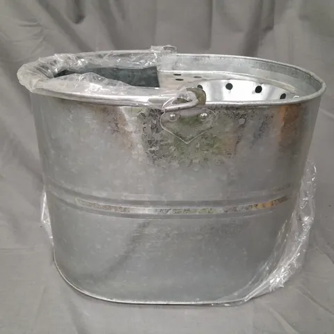 BOXED P.I.L METAL MOP BUCKET