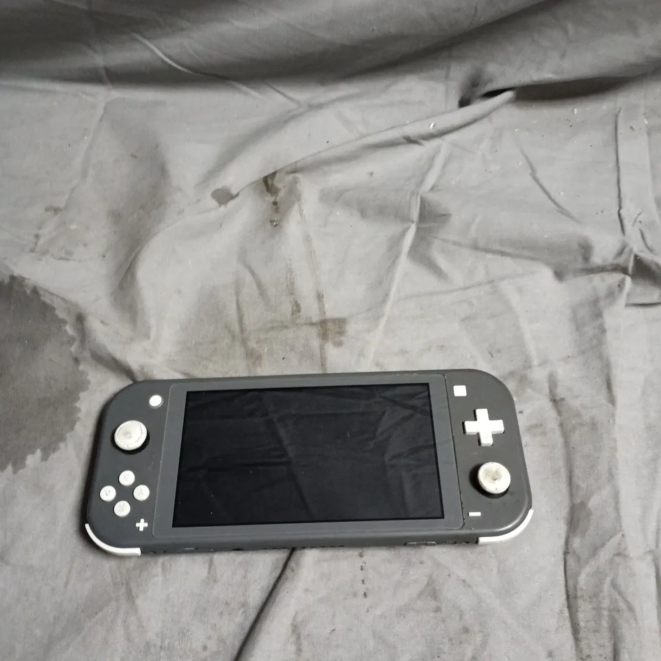 NINTENDO SWITCH CONSOLE – GREY