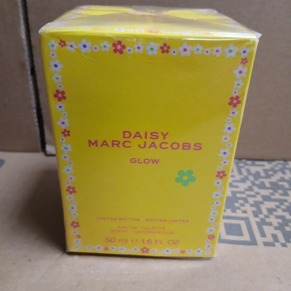 BOXED DAISY MARC JACOBS GLOW LIMITED EDITION EAU DE TOILETTE 50ML