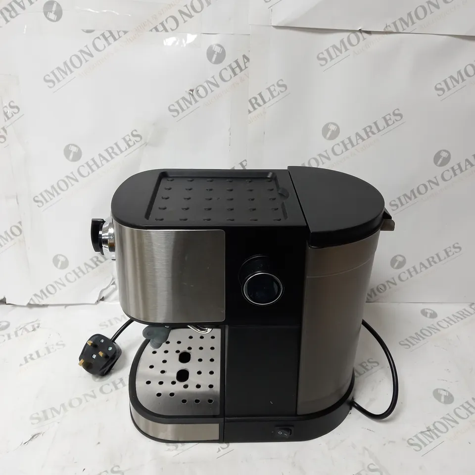 BOXED COOK'S ESSENTIALS PUMP ESPRESSO COFFEE MACHINE