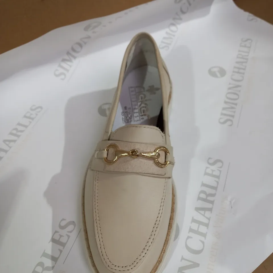 RIEKER BEIGE LOAFERS SIZE 4 