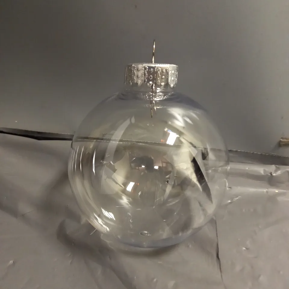 20 CLEAR PLASTIC FILLABLE BAUBLES (SHATTERPROOF)