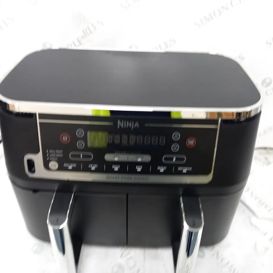 BOXED NINJA FOODI MAX DUAL ZONE 9.5L AIR FRYER AF451UK