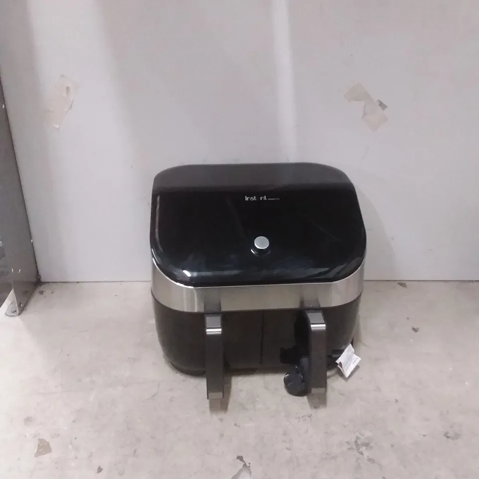 (SCRATCHED) BOXED INSTANT VORTEX 8 IN 1 DUAL AIR FRYER 7.6L 