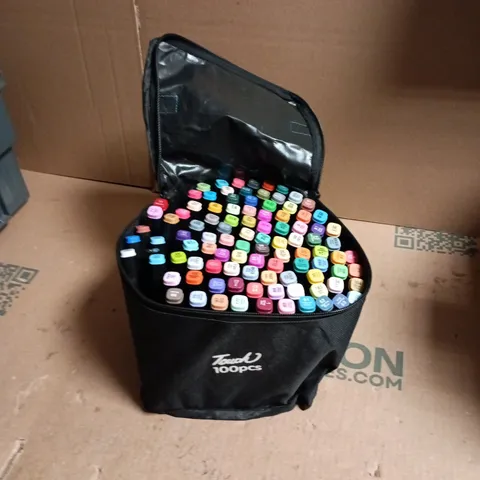TOUCH MARKER PEN SET – COLOUR MARKERS IN CARRY CASE