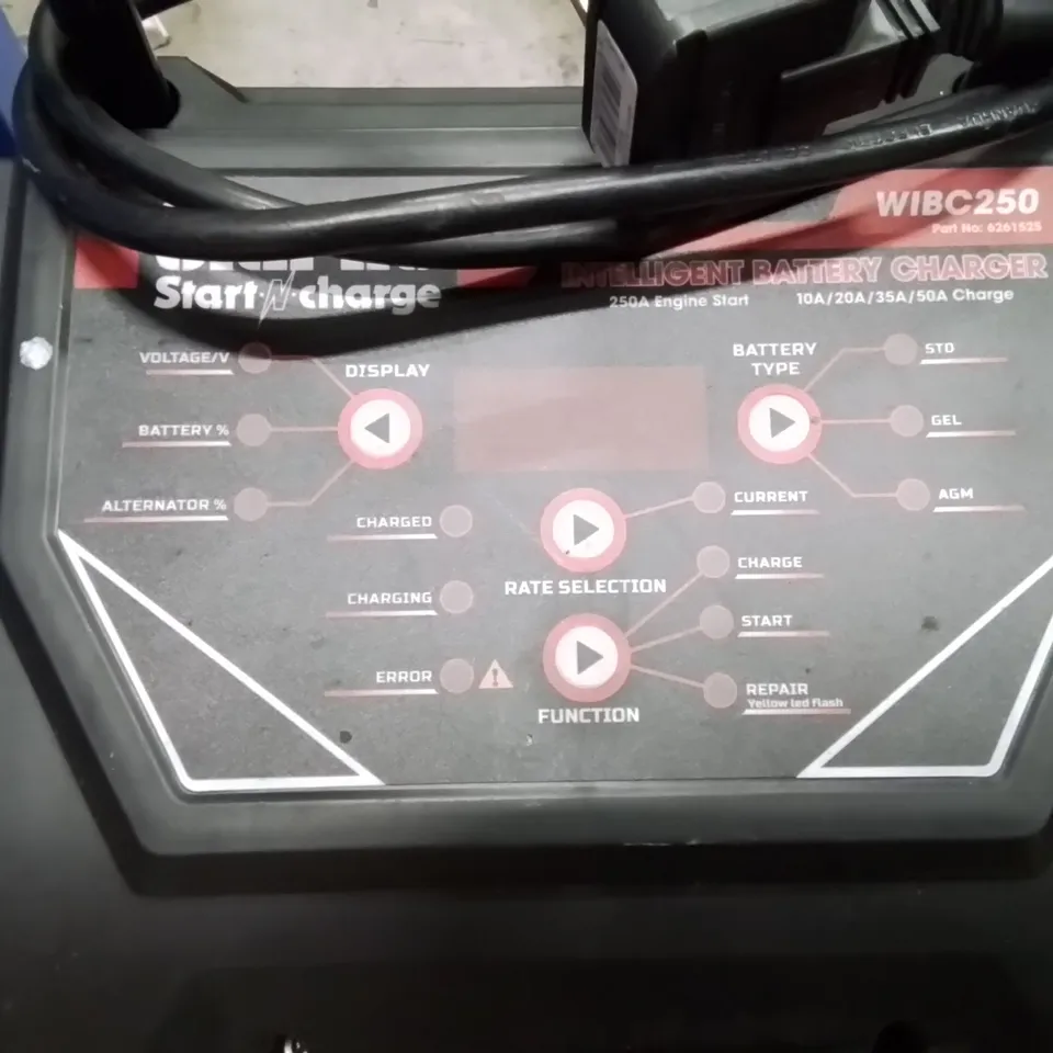 CLARKE START N CHARGE INTELLIGENT BATTERY CHARGER 